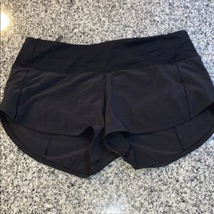 lululemon speed up shorts 2.5 inch